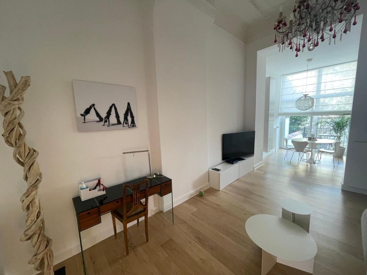 Apartment In Trendy Chatelain Center Brussels Area Little Garden Internet Wifi Экстерьер фото