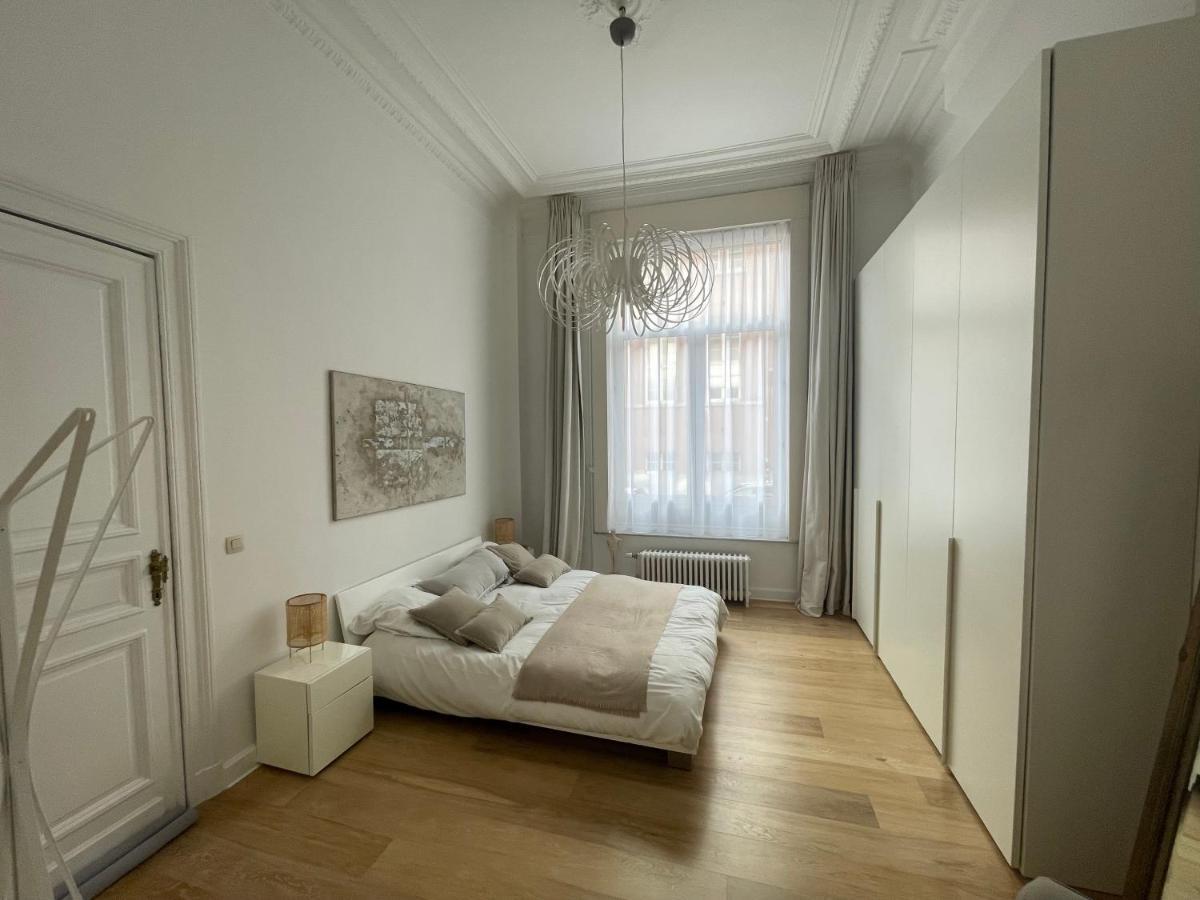 Apartment In Trendy Chatelain Center Brussels Area Little Garden Internet Wifi Экстерьер фото